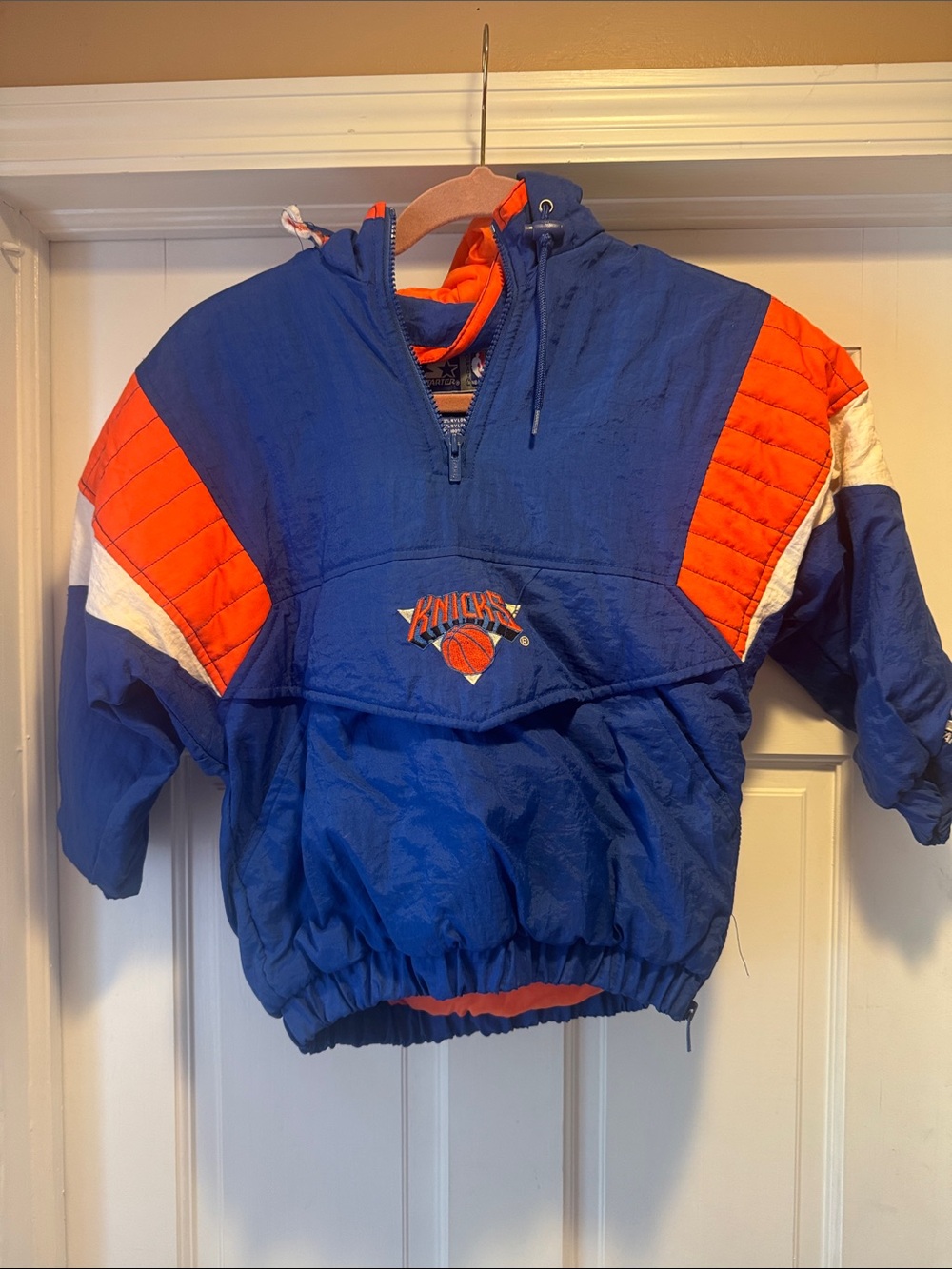 Beautiful STARTER Knicks Blue Orange & White Kids Pullover Puffer Jacket
